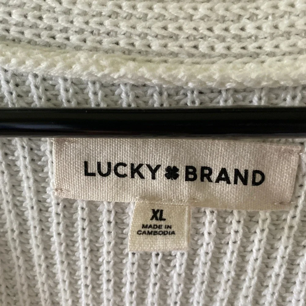 Lucky Brand Women's‎ Long-Sleeved Sweater Size XL Off-White V-Neck Cropped